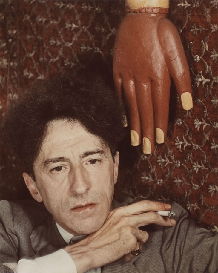 Archisearch - Gisèle FREUD Jean Cocteau, Paris, 1939 Photographie, 19 x 14,2 cm Donation de l’artiste en 1992 Collection Centre Pompidou, musée national d’art moderne (c) Estate Gisèle Freund/ RMN gestion droit d’auteur/Fonds MCC/IMEC Photo : Philippe Migeat, Centre Pompidou, MNAM-CCI, Dist. RMN-Grand Palais / Gisèle Freund, reproduction Service de presse/Centre Pompidou